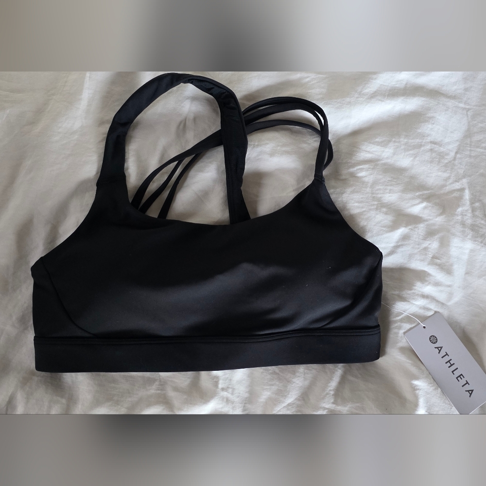 NWT Athleta Train Free Sports Bra M A-C